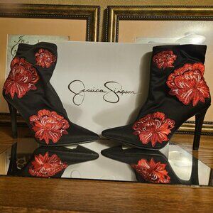 Jessica Simpson Black Pelenna Satin Floral Applique Stretch Bootie - 6M